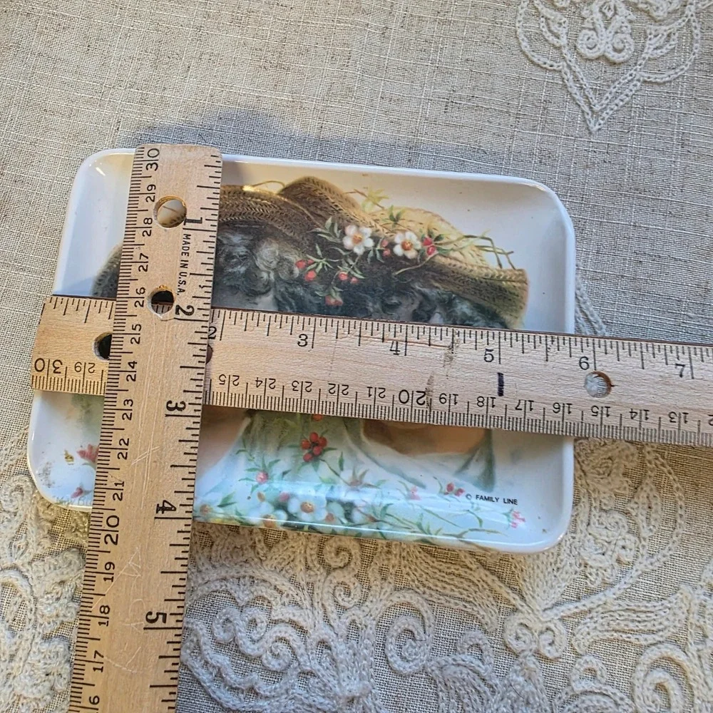 Family R2S SAS Melamine Trinket Tray Dish May Blossoms Victorian Girls Italy